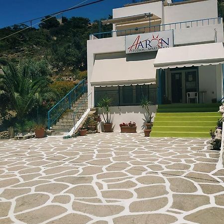Aaron Studios Apartments Agia Fotia  エクステリア 写真