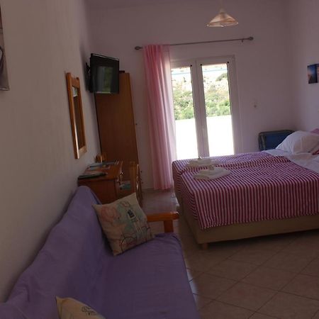 Aaron Studios Apartments Agia Fotia  エクステリア 写真