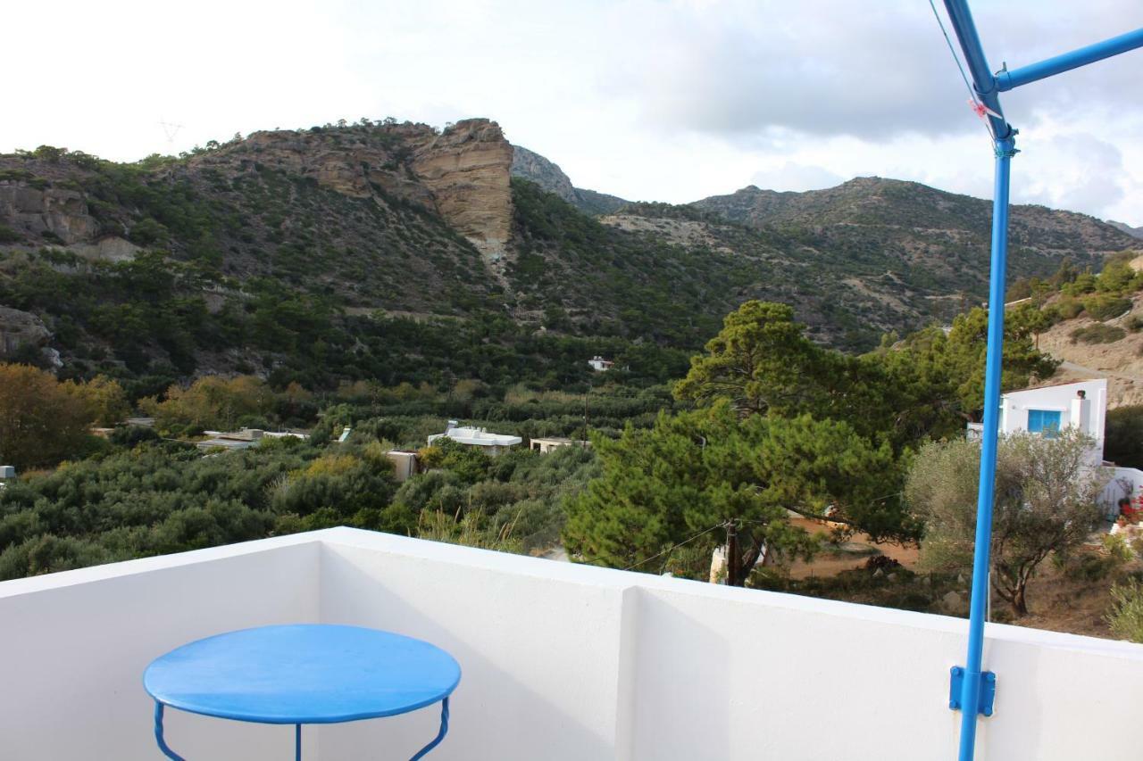 Aaron Studios Apartments Agia Fotia  エクステリア 写真