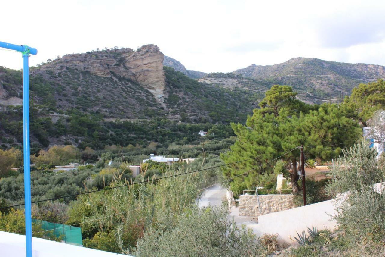 Aaron Studios Apartments Agia Fotia  エクステリア 写真