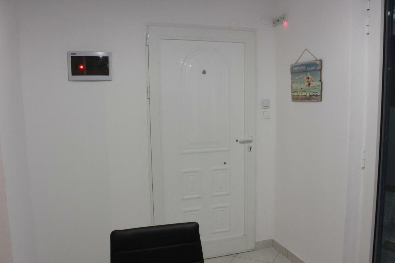 Aaron Studios Apartments Agia Fotia  エクステリア 写真