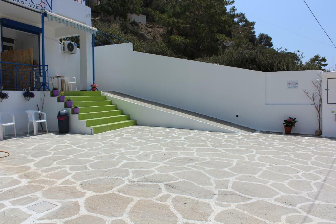 Aaron Studios Apartments Agia Fotia  エクステリア 写真