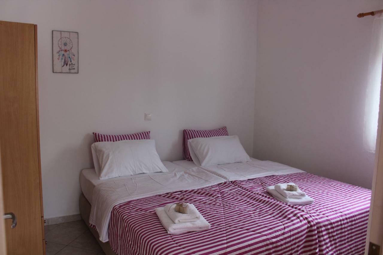 Aaron Studios Apartments Agia Fotia  エクステリア 写真