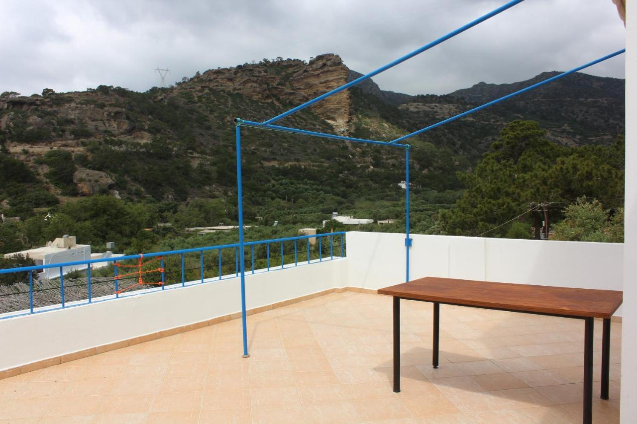 Aaron Studios Apartments Agia Fotia  エクステリア 写真