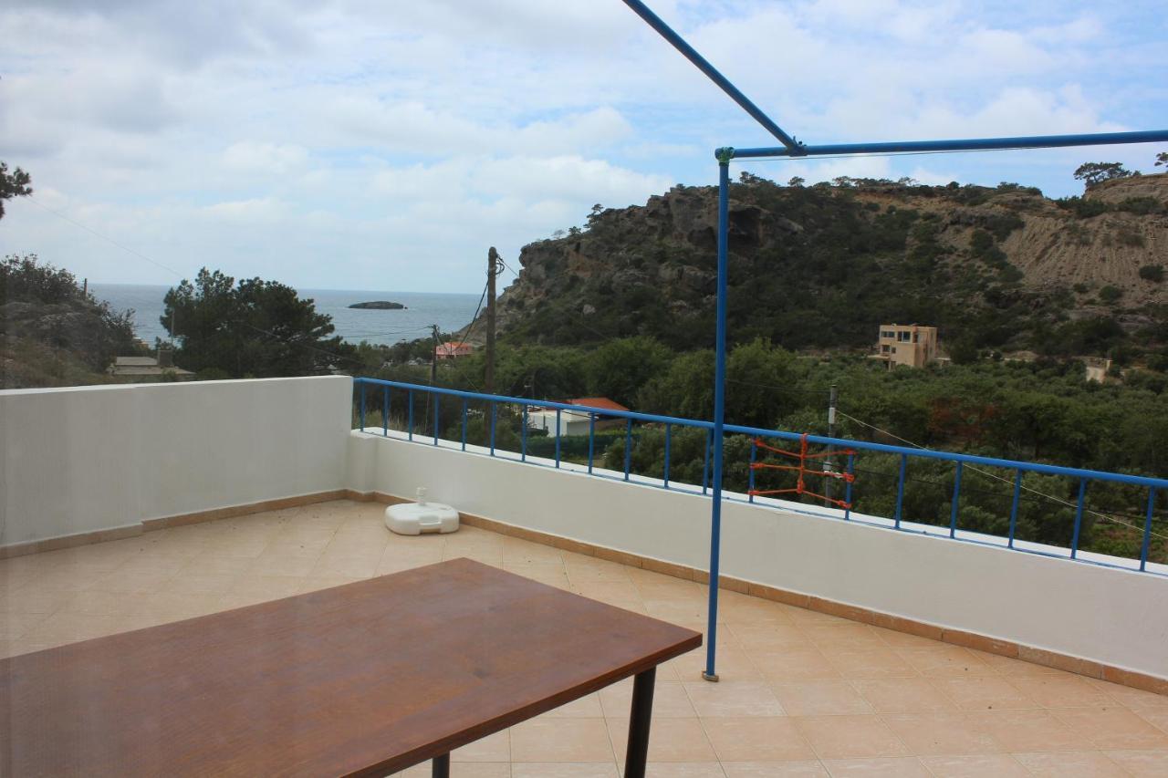 Aaron Studios Apartments Agia Fotia  エクステリア 写真