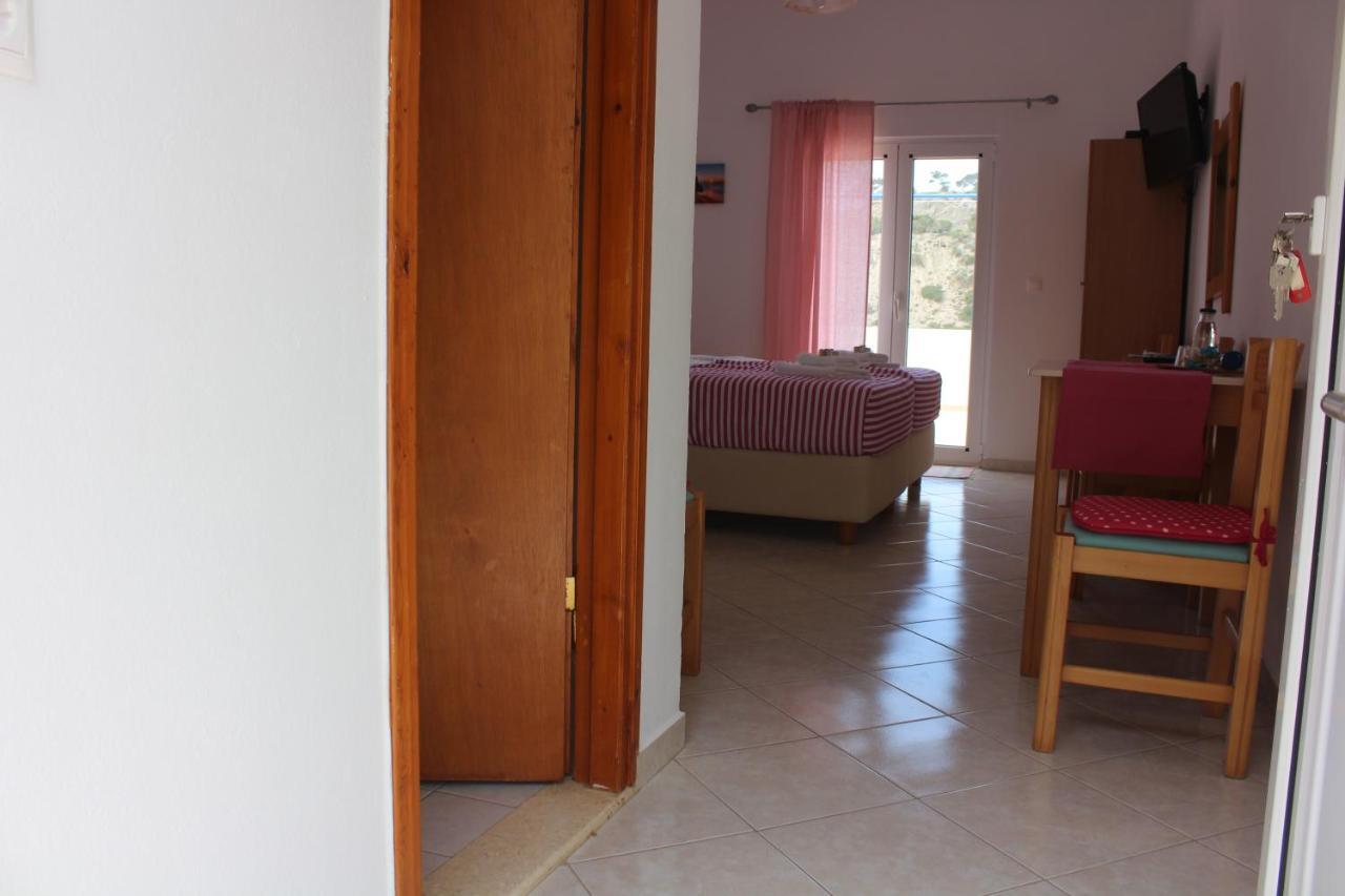 Aaron Studios Apartments Agia Fotia  エクステリア 写真